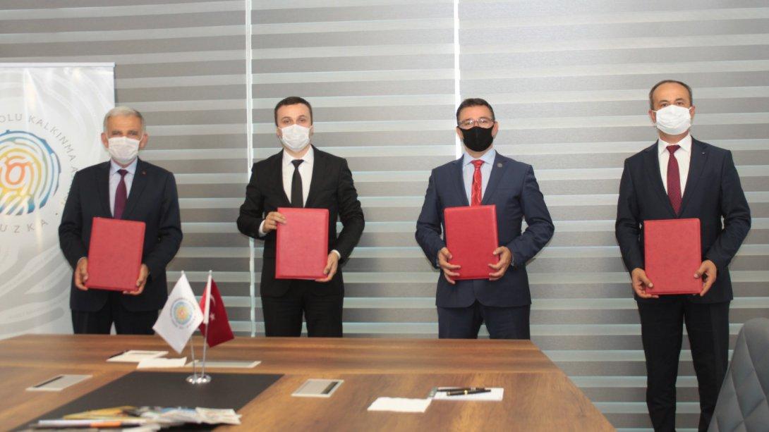 KUZKA ile İşbirliği Protokolü imzalandı.